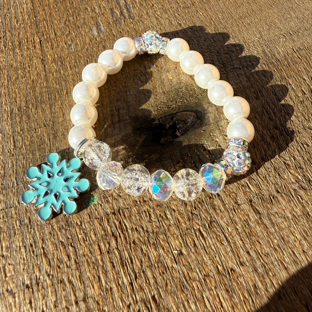 Pearl and Crystal Beaded Bracelet with Blue Snowflake Charm
